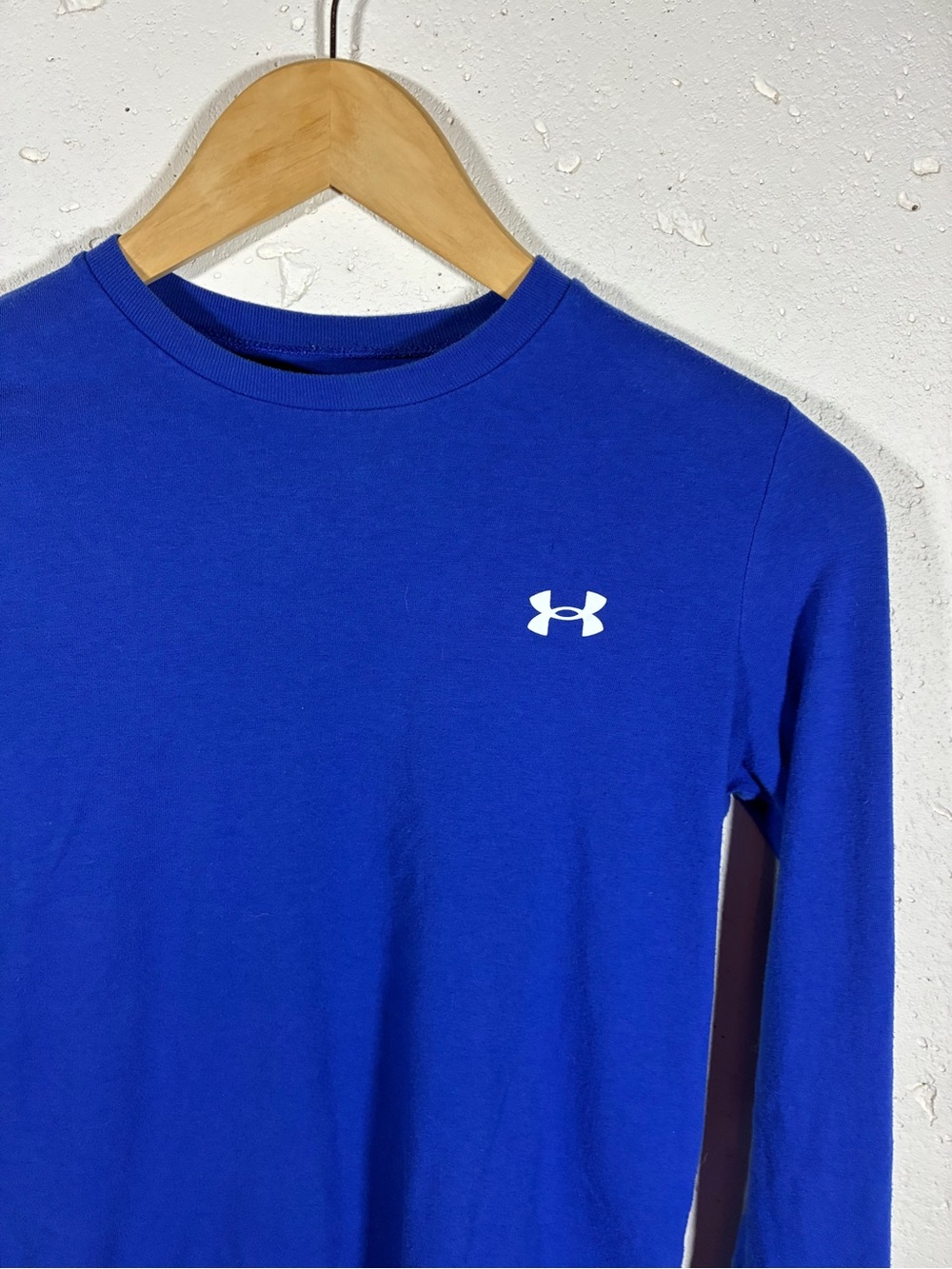Under Armour Boy’s Long Sleeve Crew Shirt